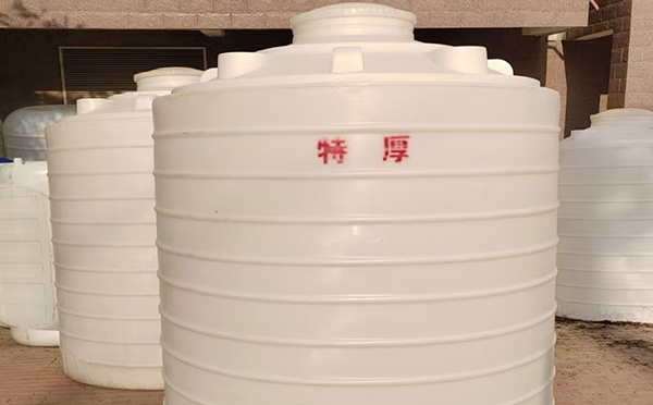 特厚静宁塑料桶批量交付实录：强化结构应对严苛储运环境